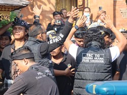 Bentrokan Kembali Pecah di Desa Adat Bugbug Karangasem