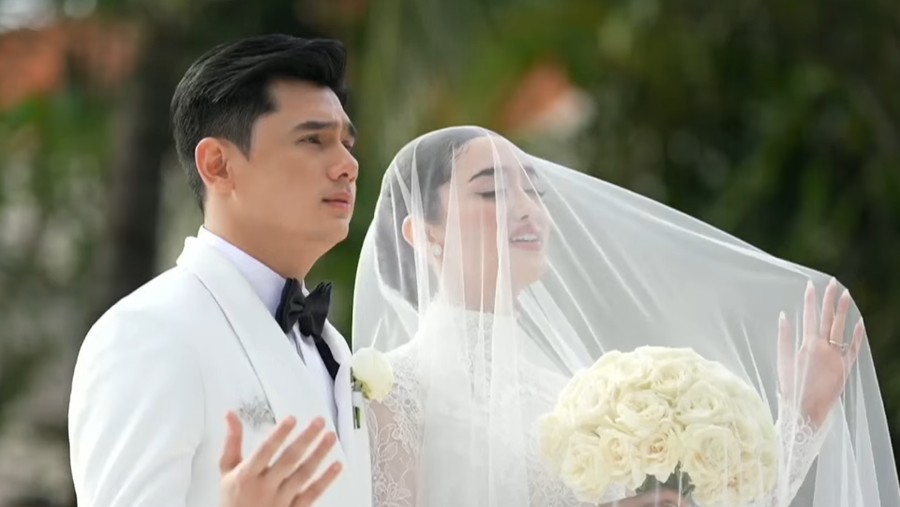 Ranty Maria & Rayn Wijaya Menikah