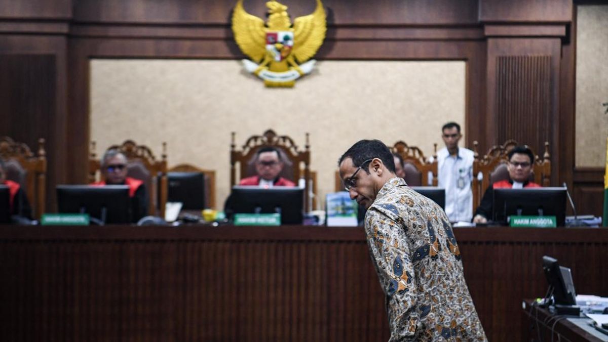 Eks PPK di Kemendik Bagi-bagi Dolar-Belikan Laptop terkait Chromebook