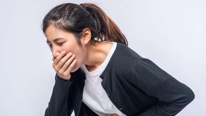 5 Cara Alami Mengatasi Asam Lambung di Rumah