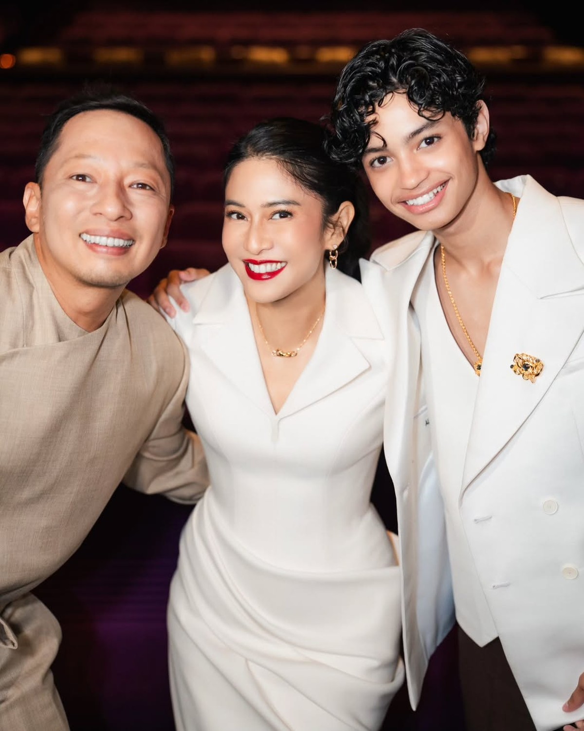 Dian Sastrowardoyo&period;