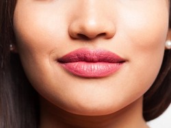 DIY Lip Scrub Cuma Pakai 4 Bahan Dapur