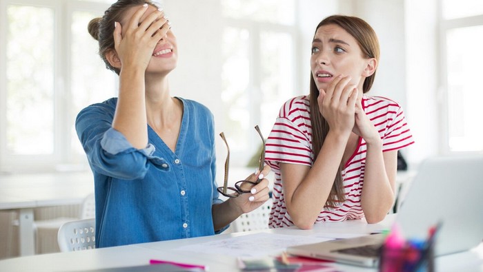 5 Cara Mengenali Orang Haus Validasi yang Suka Caper dari Kalimatnya Sehari-hari