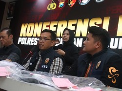 Edarkan Keliling dengan Motor, Bandar Sabu di Surabaya Ditangkap