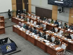 3,9 Juta Orang Tak Lagi Terima Bansos, Ada ASN-Pemain Judol!