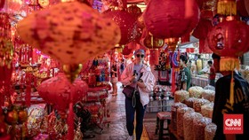 Foto: Semarak Nyala Pasar Glodok Jelang Imlek