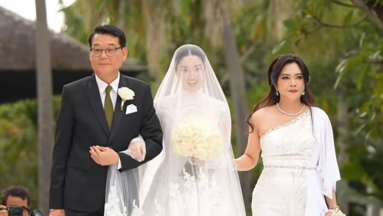 Momen Haru Ranty Maria Resmi Menikah