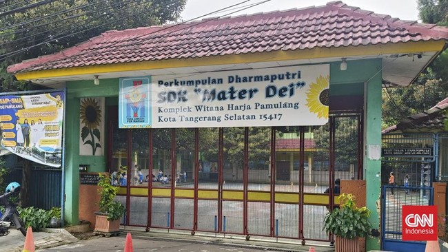 Polres Tangerang Selatan menyelidiki dugaan kekerasan verbal oleh guru SD, Bu Budi, setelah insiden lomba sekolah. Kasus ini viral di media sosial.
