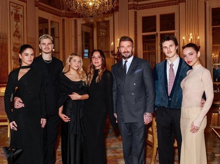 Potret Terbaru Keluarga Victoria & David Beckham Curi Perhatian, Tak Ada Brooklyn