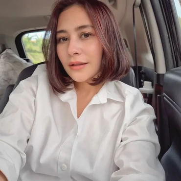 Status Open to Work Jadi Kontroversi, Prilly Latuconsina Akui Salah dan Minta Maaf