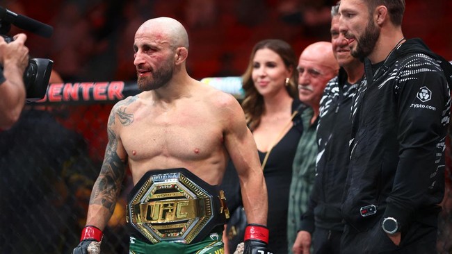 CNNIndonesia.com melakukan wawancara eksklusif dengan Alexander Volkanovski jelang UFC 325 yang akan berlangsung akhir pekan ini.