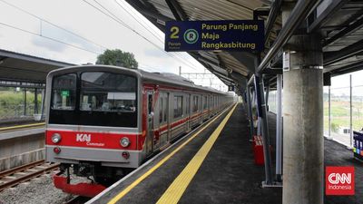 KAI Commuter Kejar Gerbong KRL Jalur Rangkasbitung Jadi 12 pada 2027