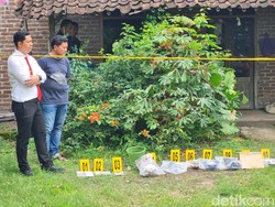 Wanita Tewas Bersimbah Darah di Ponorogo Diduga Dibunuh Anak Kandung