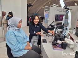 AI Digunakan di Dunia Kecantikan, Profesi Beauty Advisor Bakal Terancam?