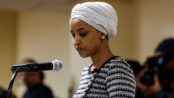 Ilhan Omar Cap Trump Pedofil: Kalau Di Somalia Sudah Dihukum Mati