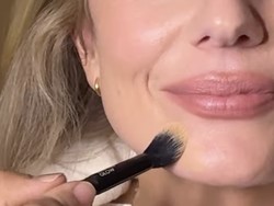 Begini Cara Makeup 5 Menit Tanpa Ribet untuk Penampilan Alami dan Segar