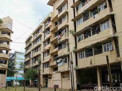 Cerita Kakek Disabilitas Bertahan Hidup di Rusun Tepi Laut Jakarta