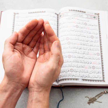 3 Doa Bulan Syaban yang Dianjurkan, Lengkap dengan Artinya