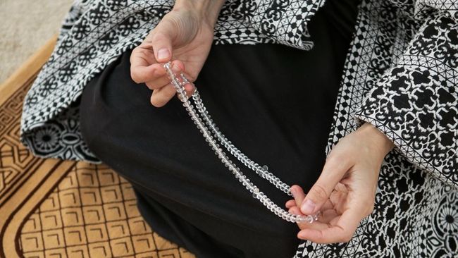 Cara Praktis Bersihkan Noda Kuning pada Mukena Pakai Bahan yang Ada di Rumah