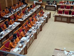 Anggaran Terbatas, BPS Baru Alokasikan Rp 2,1 T buat Sensus Ekonomi 2026
