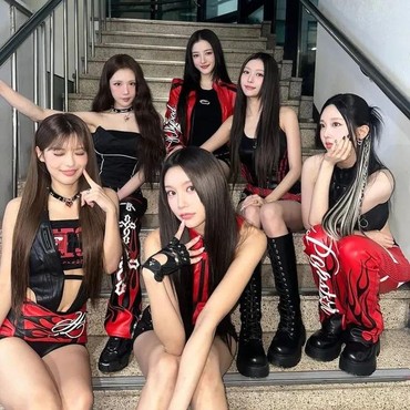 Lirik Lagu White Spring - MOMOLAND