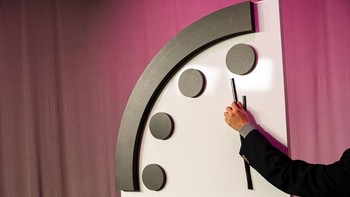 Foto: Memantau Jam Kiamat yang Semakin Dekat