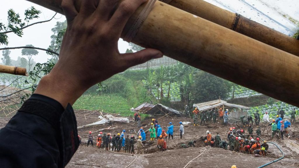 Update Longsor Cisarua: 85 Bodypack Ditemukan, 66 Teridentifikasi