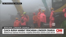 VIDEO: Cuaca Buruk Hambat Pencarian Korban Longsor Cisarua