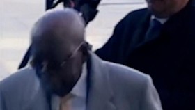 Momen Presiden Nigeria Terpeleset hingga Jatuh saat Temu Erdogan