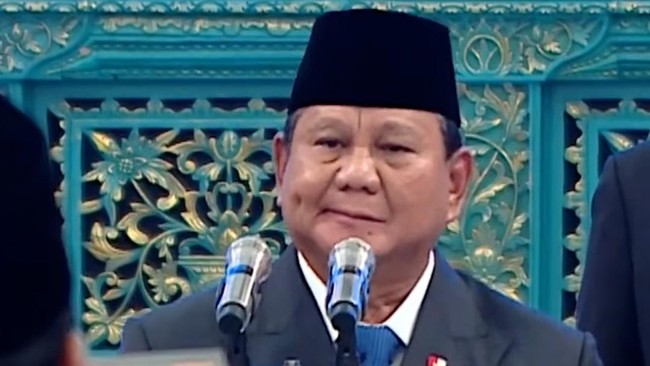 Presiden Prabowo dijadwalkan hadir di peringatan 100 tahun Nahdlatul Ulama di Jakarta. Acara mengusung tema 'Mengawal Indonesia Merdeka Menuju Peradaban Mulia'.
