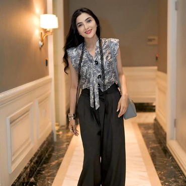 Ashanty Pilih Tunda Wisuda Demi Momen Spesial Bareng Anang dan Azriel