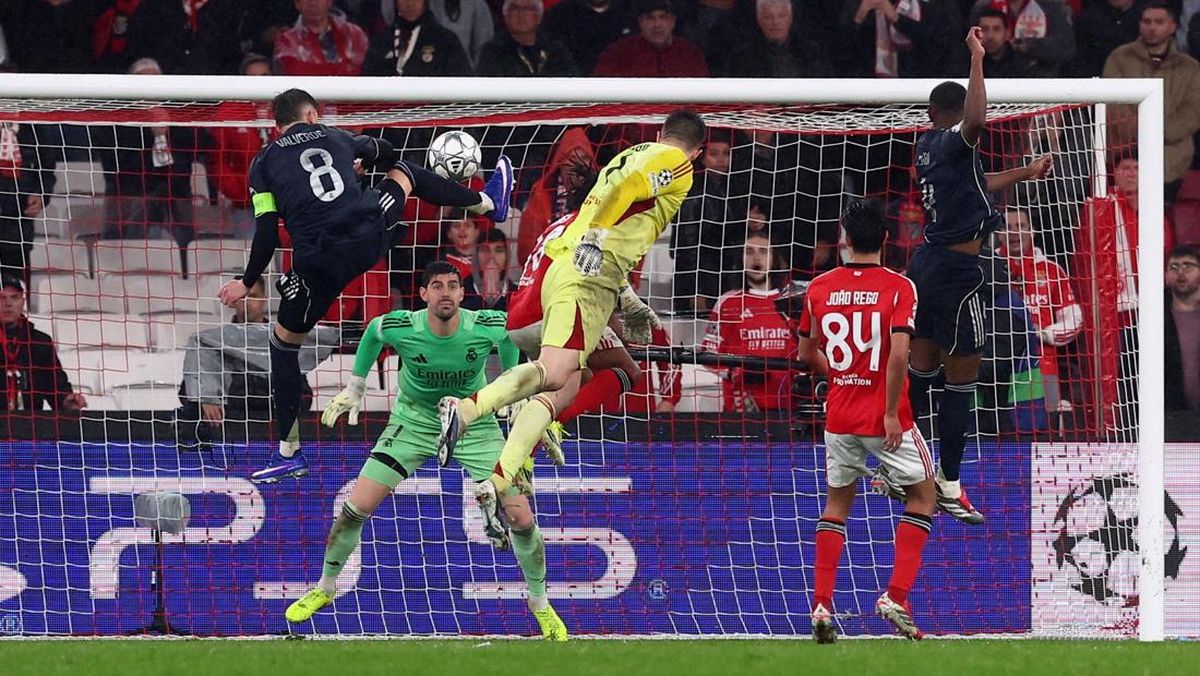 Keajaiban Mourinho: Minta Kiper Maju dan Cetak Gol ke Gawang Madrid