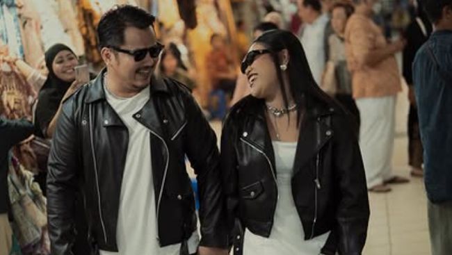 Berikut perjalanan cinta Boiyen dan Rully, menikah dua bulan hingga ke perceraian.