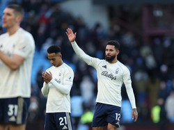 Tinggalkan Forest, Douglas Luiz Balik ke Aston Villa