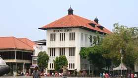 Ada Syuting Lisa BLACKPINK, Lalu Lintas Kota Tua Jakarta Direkayasa