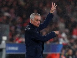 Pertama Kalinya Mourinho Setegang Ini