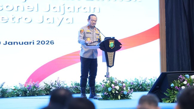 Kapolda Metro Jaya Irjen Pol Asep Edi Suheri secara resmi membuka Pelatihan Komunikasi Sosial di Auditorium Mutiara STIK Lemdiklat Polri, Kamis (29/1).