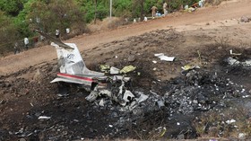 FOTO: Kecelakaan Pesawat Tewaskan Wakil Ketua Menteri di India