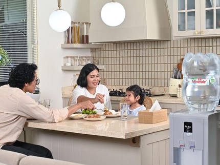 Alasan Bunda Mesti Pakai Galon BPA Free untuk Air Minum Keluarga