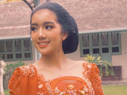 Potret Leticia Anak Sheila Marcia dalam Balutan Kebaya, Hadiri Acara di Pura Mangkunegaran