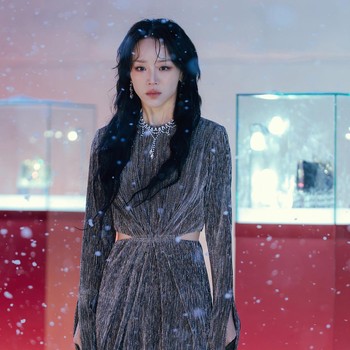 5 Fakta Menarik Shin Hye Sun yang Tampil Menawan di Drakor The Art of Sarah