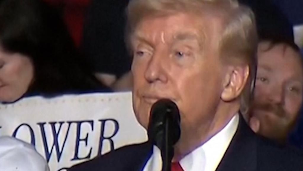 Donald Trump: Armada yang Indah Tengah Berlayar Menuju Iran