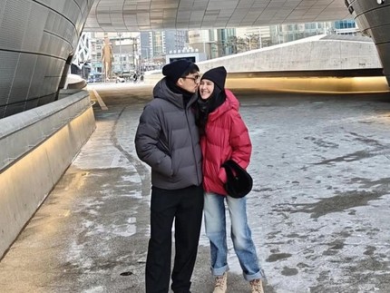 Rayakan Anniversary, Intip Potret Mikha Tambayong & Deva Mahenra Saling Beri Ucapan Manis