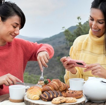 1 Nutrisi Sering Dilupakan Padahal Wajib Dikonsumsi Selama Traveling Menurut Ahli