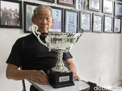 Menilik Kilas Balik Akiat, Sang Legenda Layang-layang Dunia