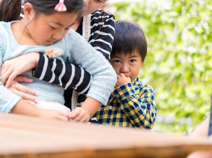 7 Tanda Rasa Malu Anak yang Perlu Jadi Perhatian Orang Tua, Waspadai Kecemasan