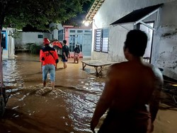 Angin-Banjir Landa Kota Probolinggo, Puluhan Rumah Terdampak