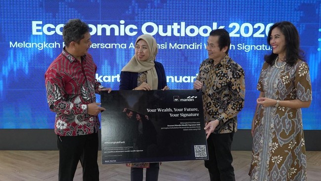 AXA Mandiri luncurkan Asuransi Mandiri Wealth Signature USD, produk dwiguna berbasis dolar AS untuk perlindungan jiwa dan perencanaan keuangan jangka panjang.