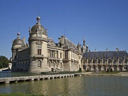 Butuh Dana Renovasi, Perpustakaan Bersejarah Prancis Ajak Warga Ikut Patungan