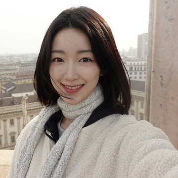 Hana Eks Gugudan Kini Jadi Pramugari, Simak Kisah Barunya